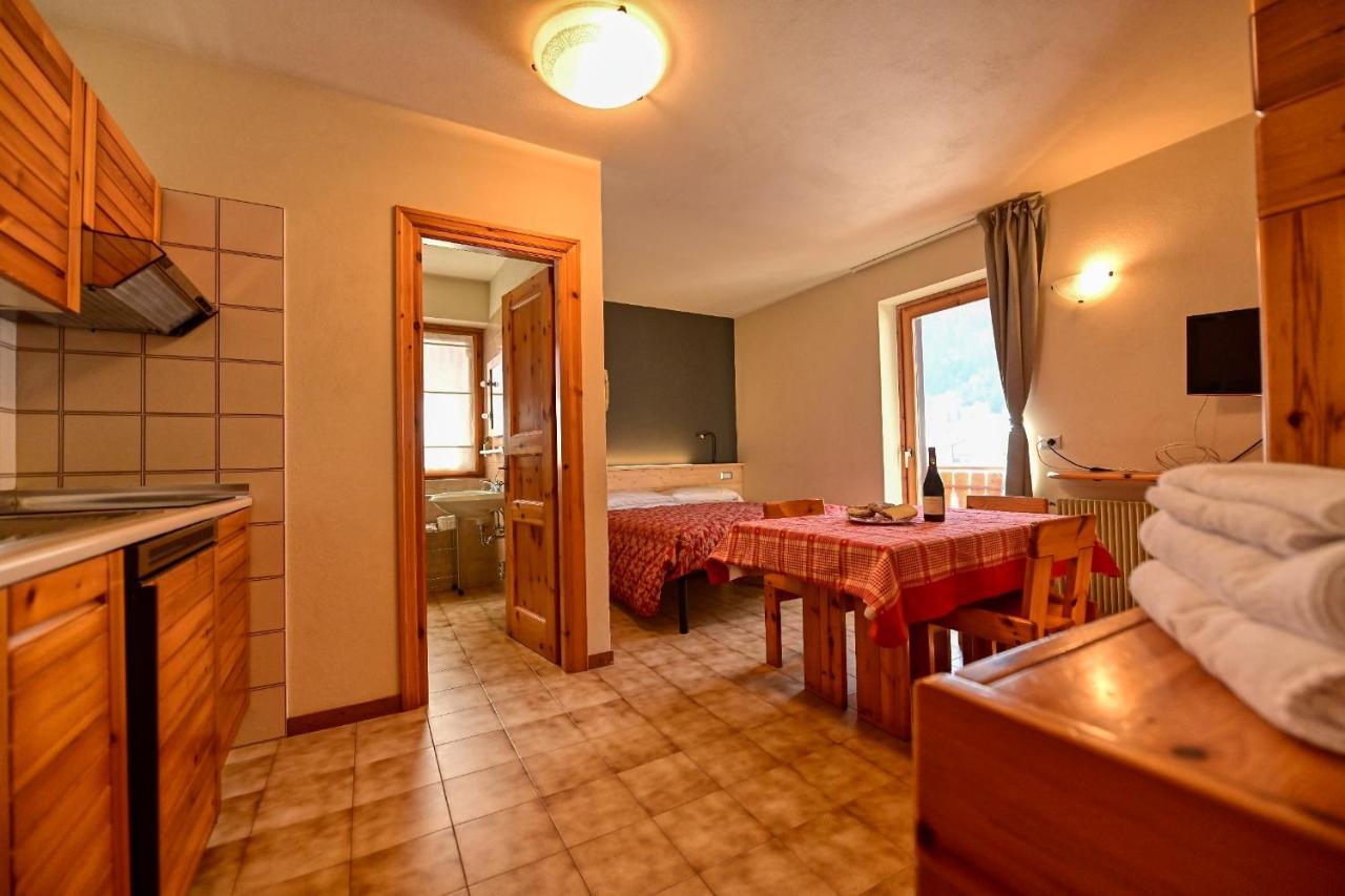 Residence Raethia Tra Bormio E Livigno Pradelle Экстерьер фото